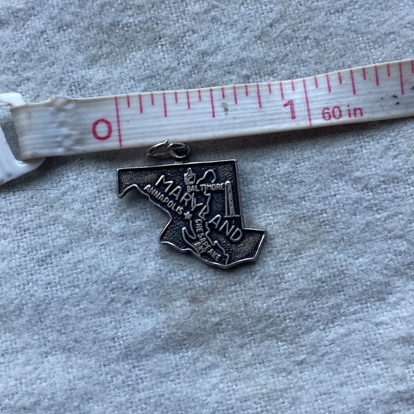 Sterling Silver Maryland Charm - Picture 2 of 3